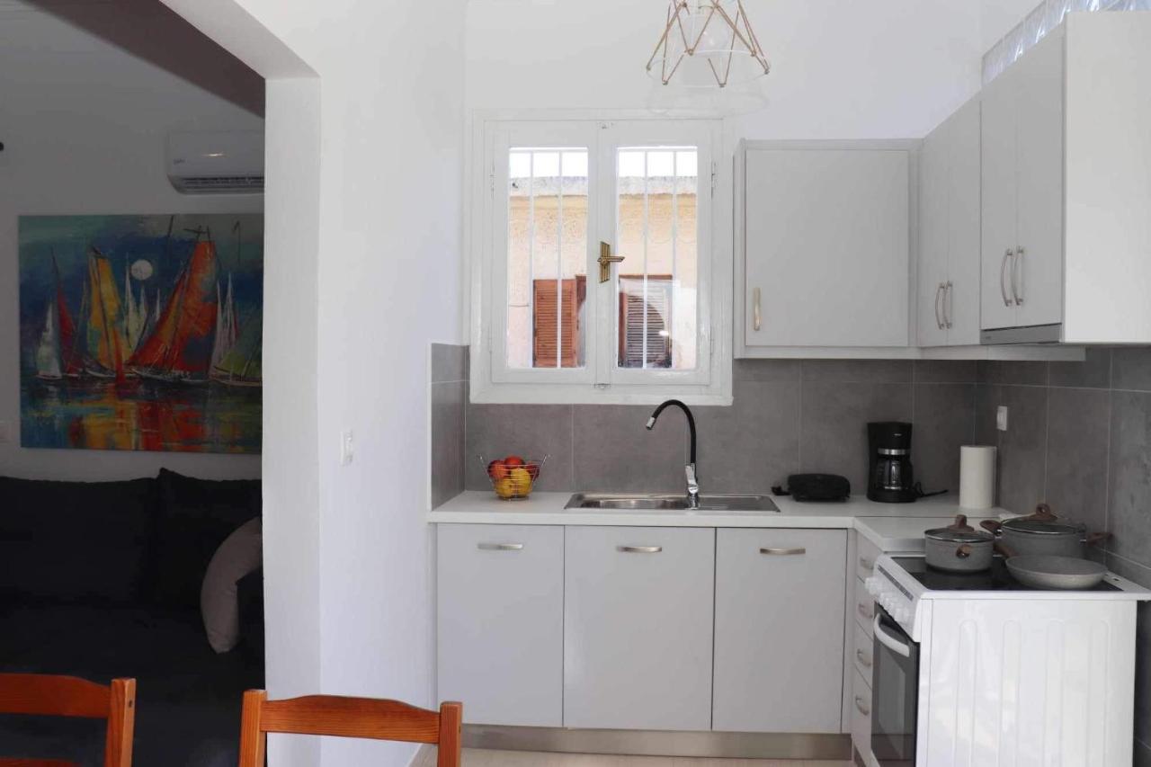 Favier Apartment อมารินโธส ภายนอก รูปภาพ
